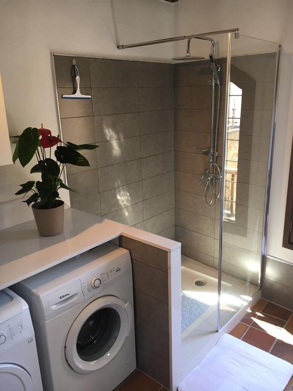 Stadthaus Mitten Im Kuenstlerviertel Von Mit Zwei Appartement Artà