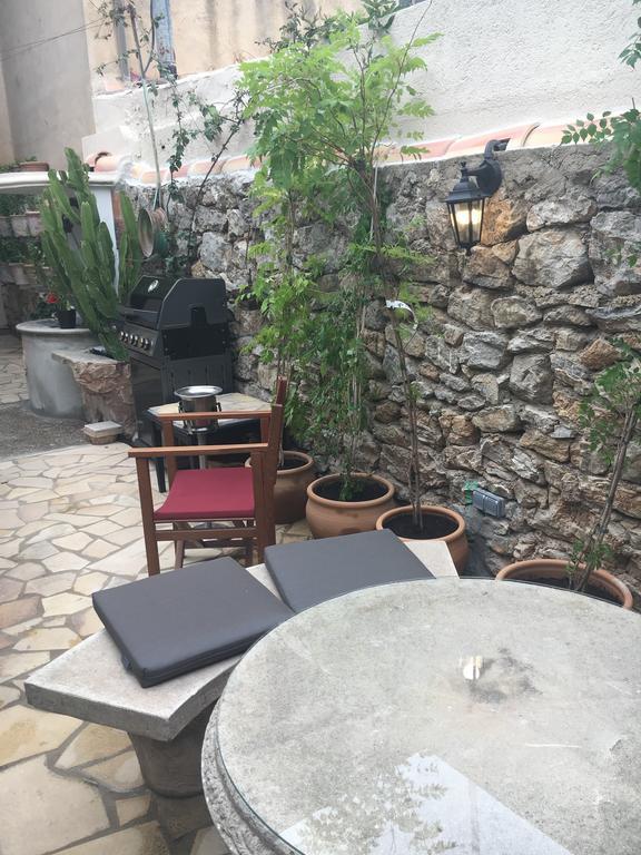 Apartamento Stadthaus Mitten Im Künstlerviertel Von Mit Zwei